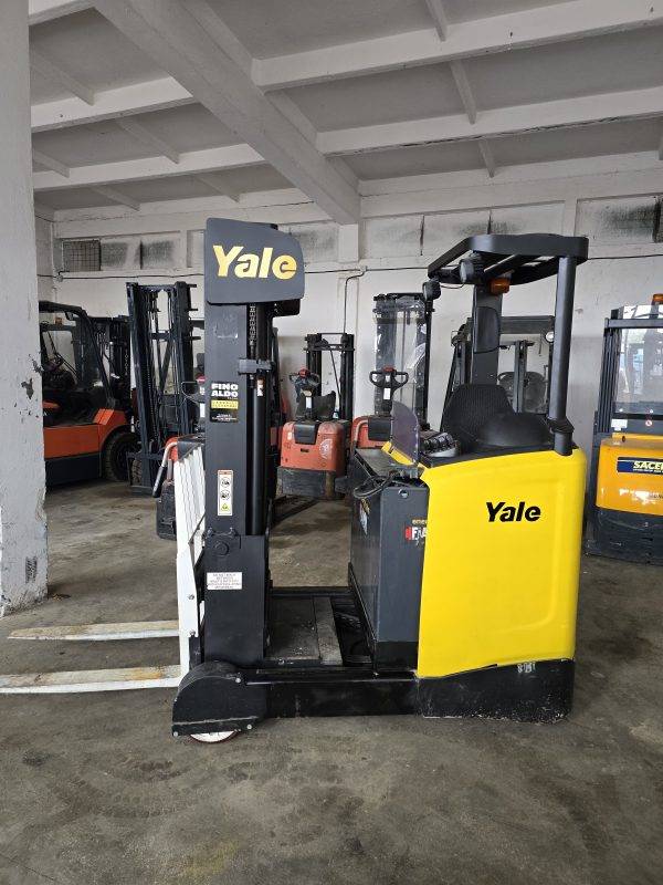 🚧 Reach Truck Yale MR16N – Precizie și Mobilitate la Înălțime!