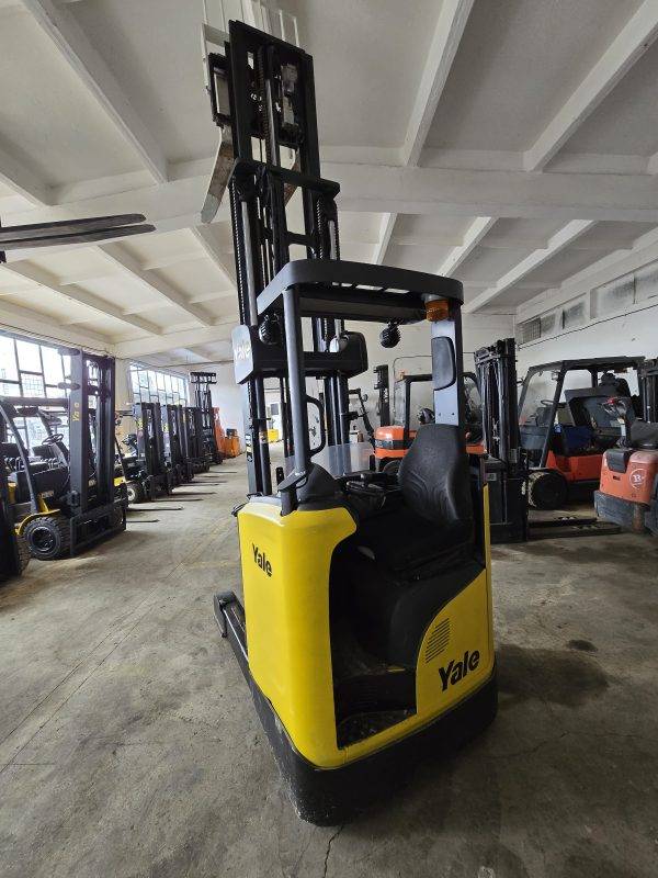 Reach Truck Yale Mr16N