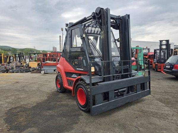 🚜 Stivuitor Diesel Linde H70D-02 – Putere și Confort în Orice Condiții!