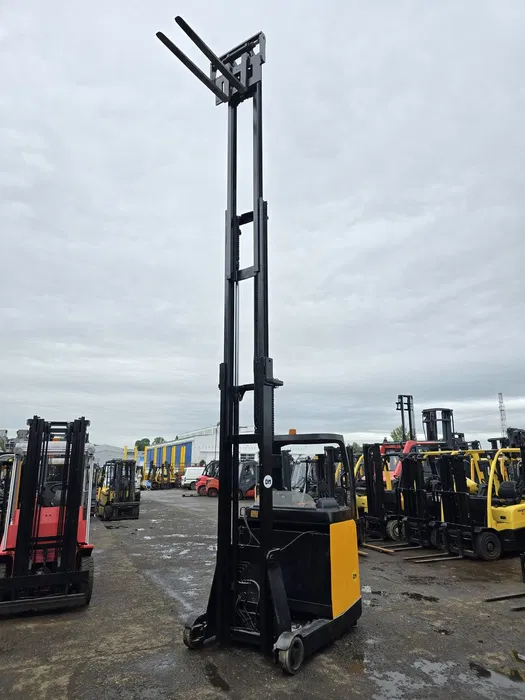 Reachtruck Fiat OM Thesi – Compact, Fiabil, Gata de Lucru!