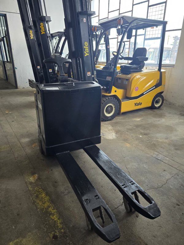 Transpalet electric Yale MP20X FBW – 2 tone, Lithium, an 2021