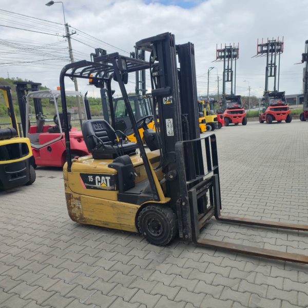 stivuitor electric Caterpillar EP15 KRT stivuitor electric Caterpillar EP15 KRT