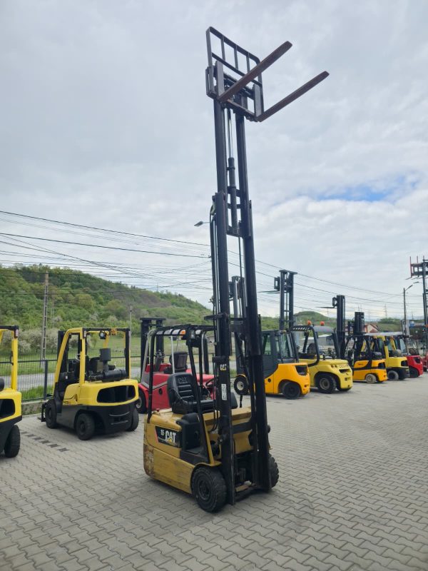 WhatsApp Image 2026-04-30 at 14.51.06 Stivuitor electric Caterpillar EP15 KRT 1.5 tone ridicare 4.75 m